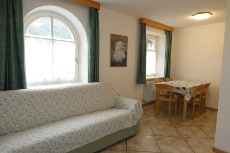 Apartament 12