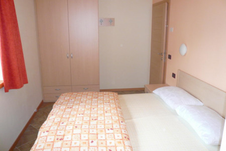 Apartament 25